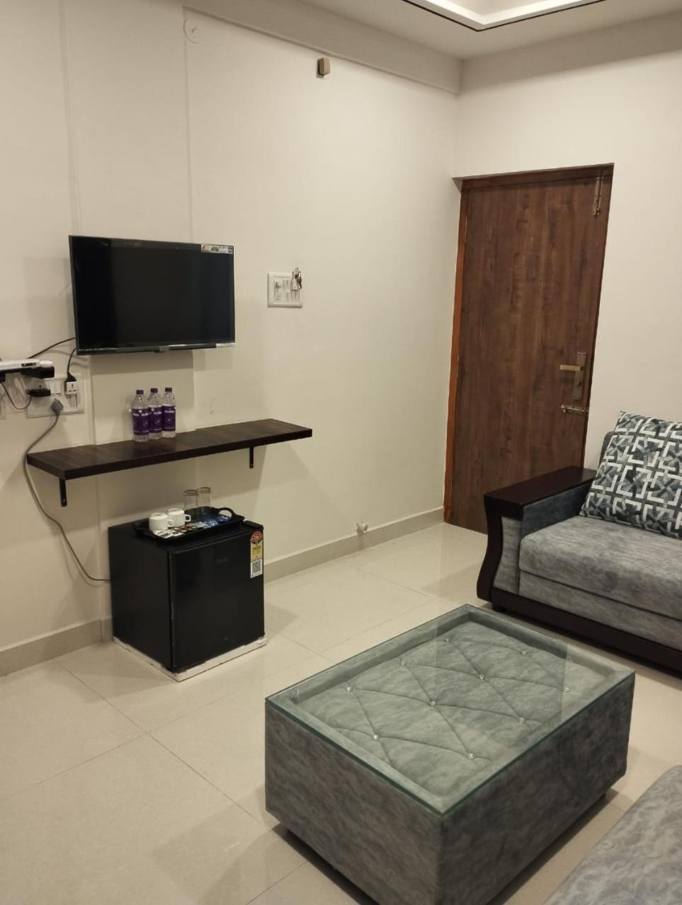 Hotel Annai Residency à Vellore Extérieur photo